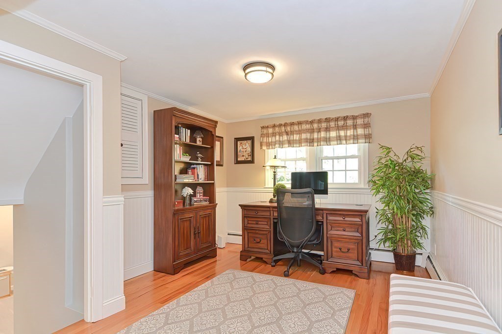 16 Hillcrest Road Medfield, MA 02052 - Photo 27 of 35 Gallery Image 27