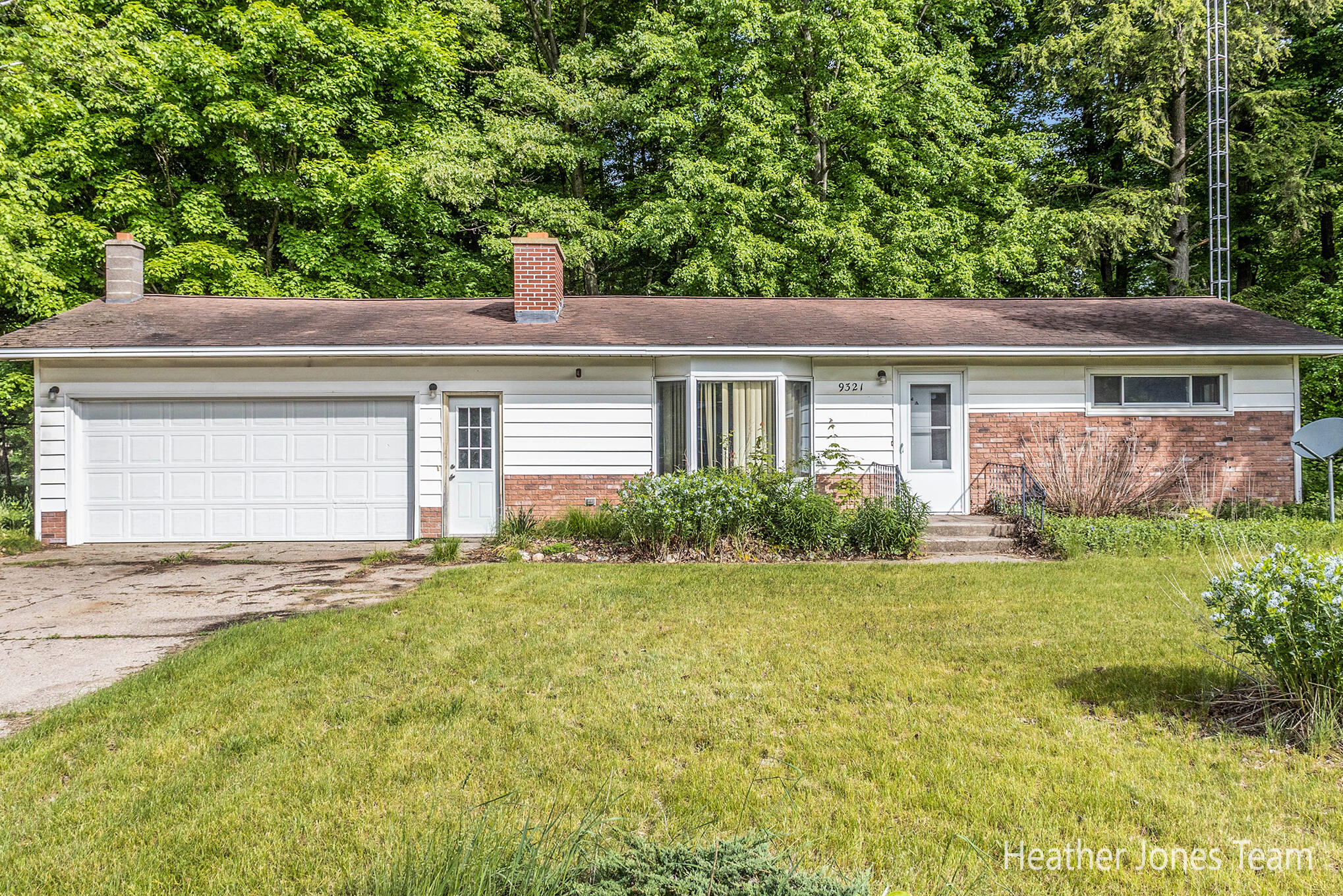 9321 Old State Road Stanwood, MI 49346 - Photo 1 of 15 690A7882