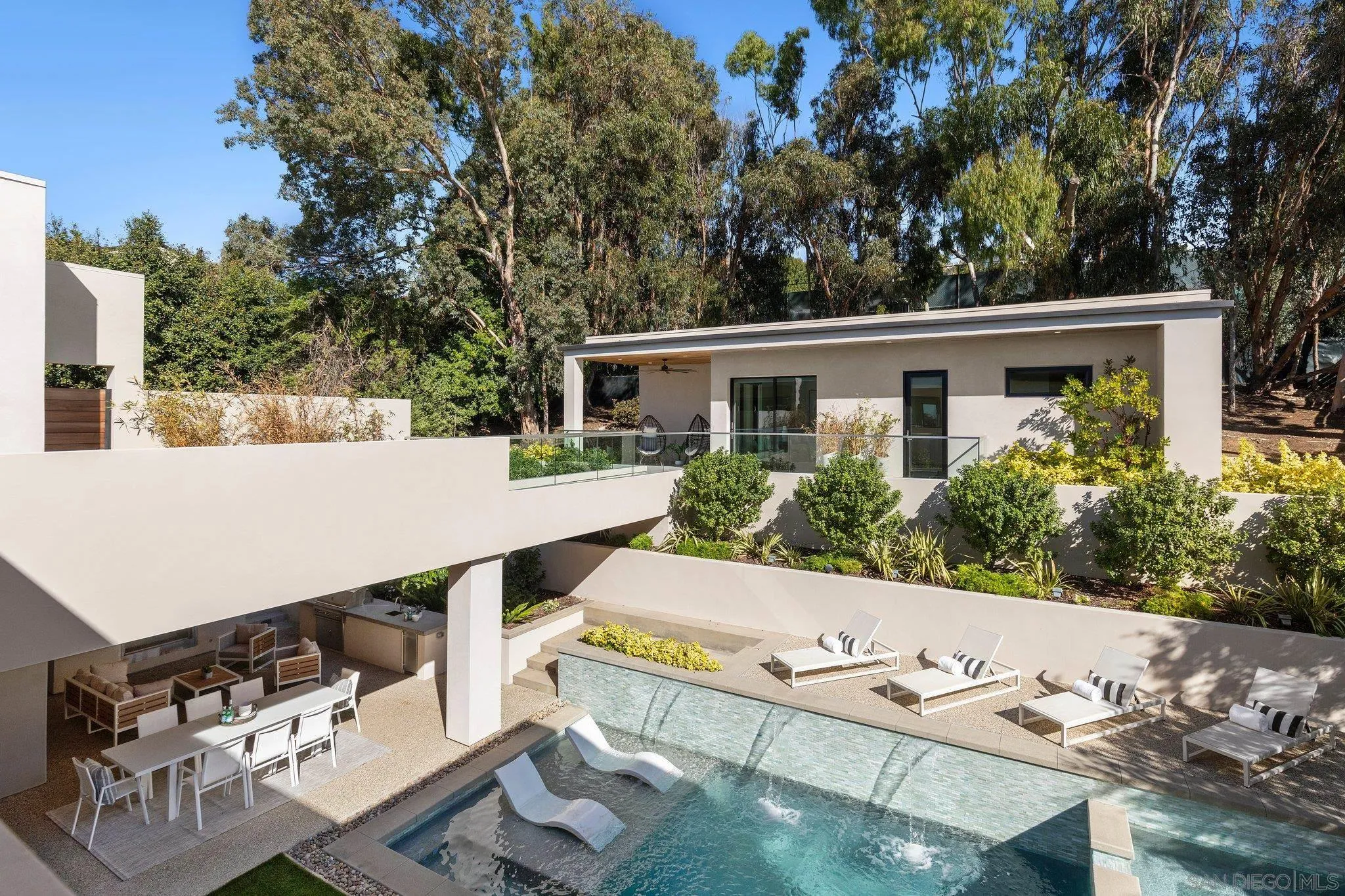 6349 Castejon Drive La Jolla, CA 92037 - Photo 37 of 43