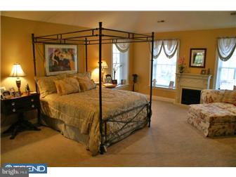 1024 Whitegate Road Wayne, PA 19087 - Photo 9 of 12 Bedroom - Main