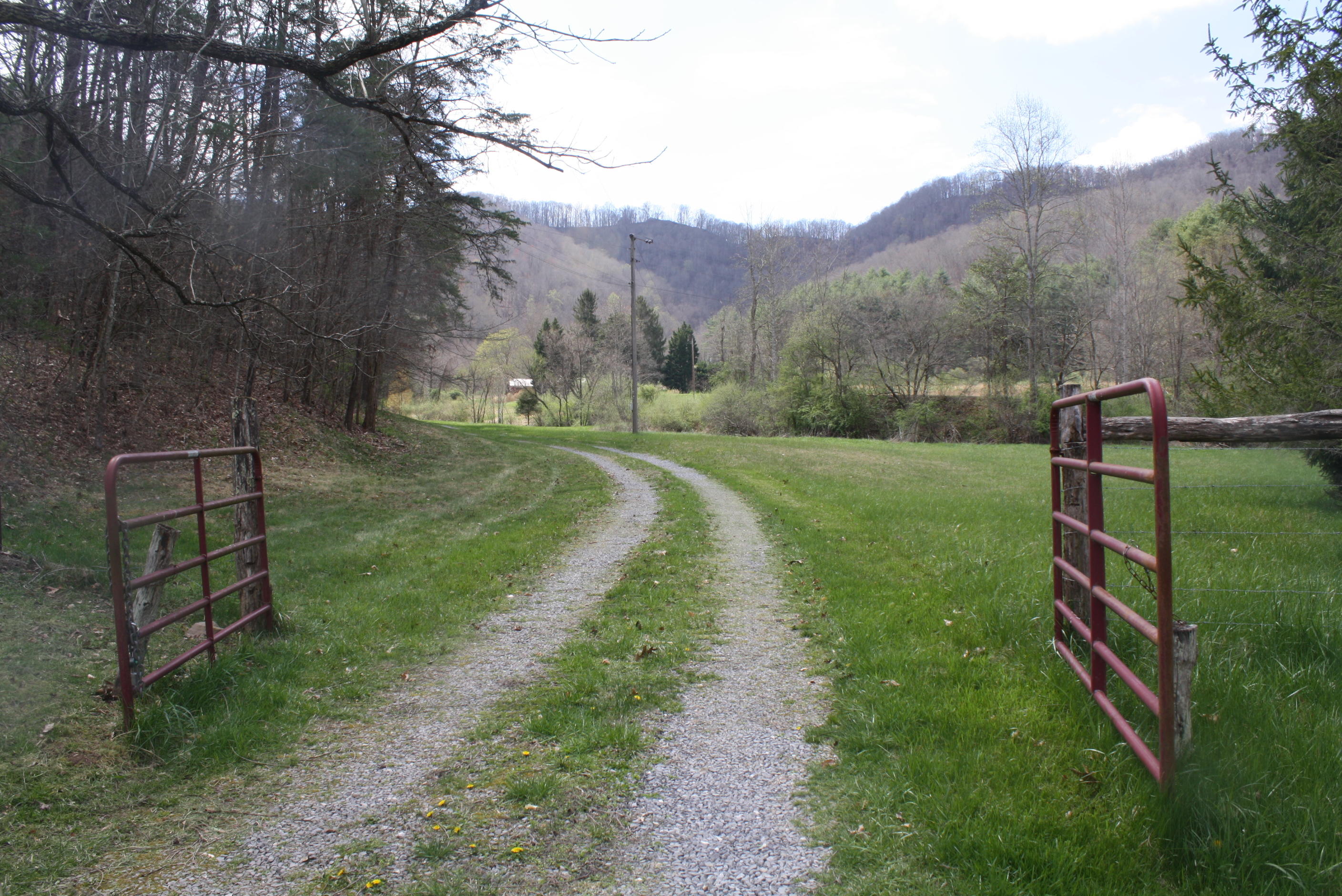 722 East Woodrumtown Road Hinton, WV 25951 - Photo 110 of 145 Gallery Image 110