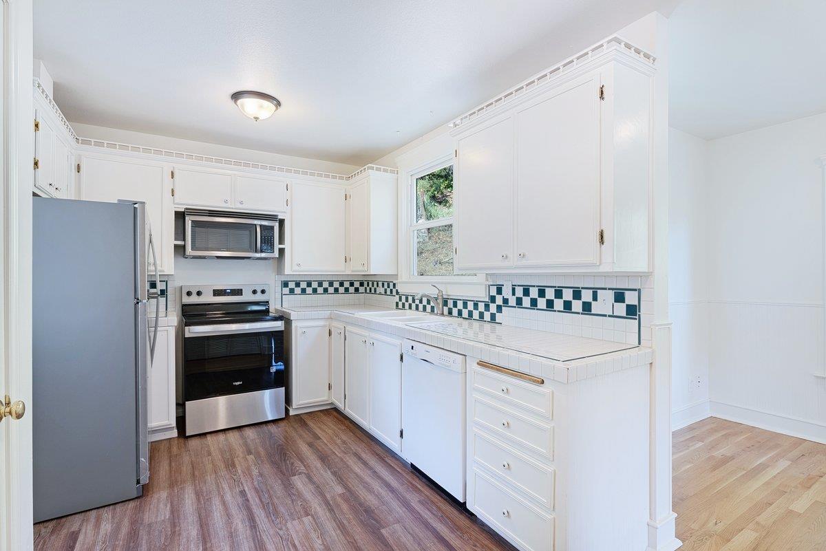 225 Owl Ridge Way Aptos, CA 95003 - Photo 13 of 26