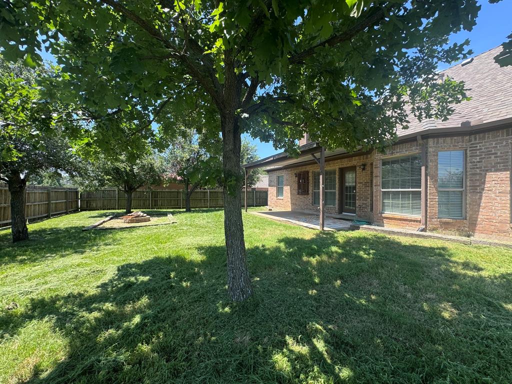 1403 Hickory Drive Pilot Point, TX 76258 - Photo 15 of 16