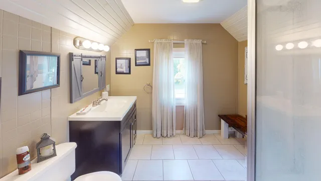 $279,500 | 15 South Main Street, Detroit, ME 04929