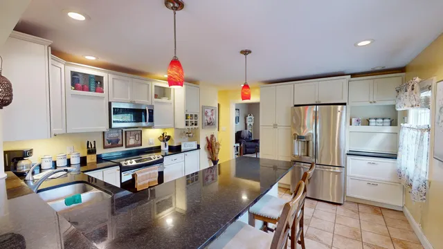 $279,500 | 15 South Main Street, Detroit, ME 04929