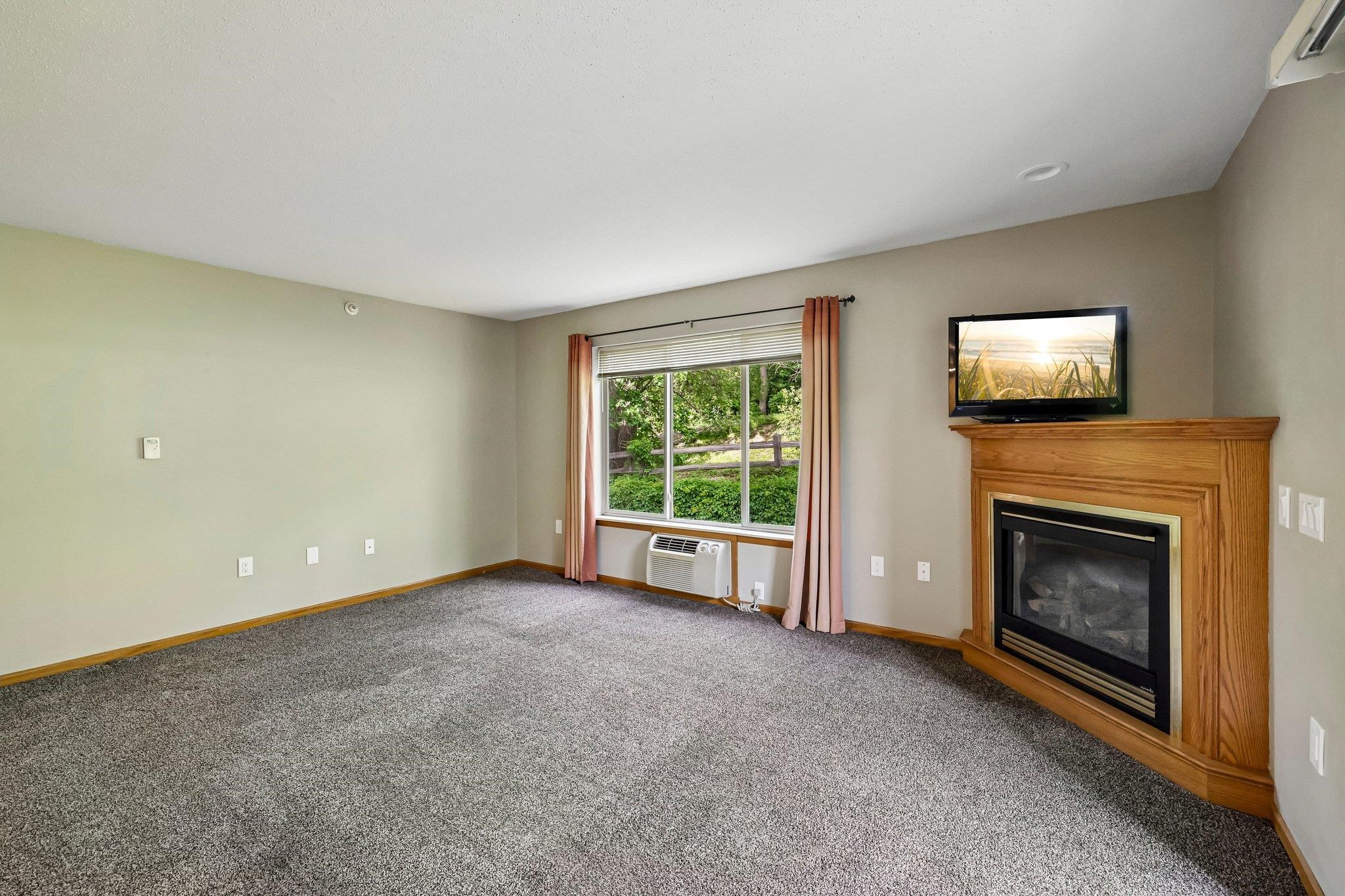 7203 Mid Town Road, Unit 212 Madison, WI 53719 - Photo 11 of 37