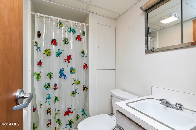 $344,900 | 25 Gingerbread Lane, Albany, NY 12208