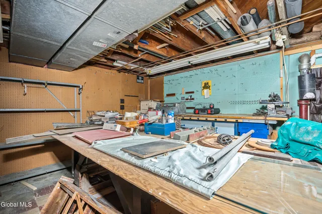 $344,900 | 25 Gingerbread Lane, Albany, NY 12208