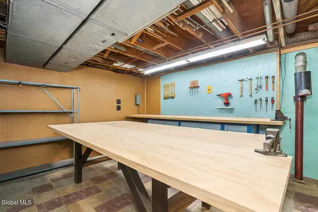 $344,900 | 25 Gingerbread Lane, Albany, NY 12208