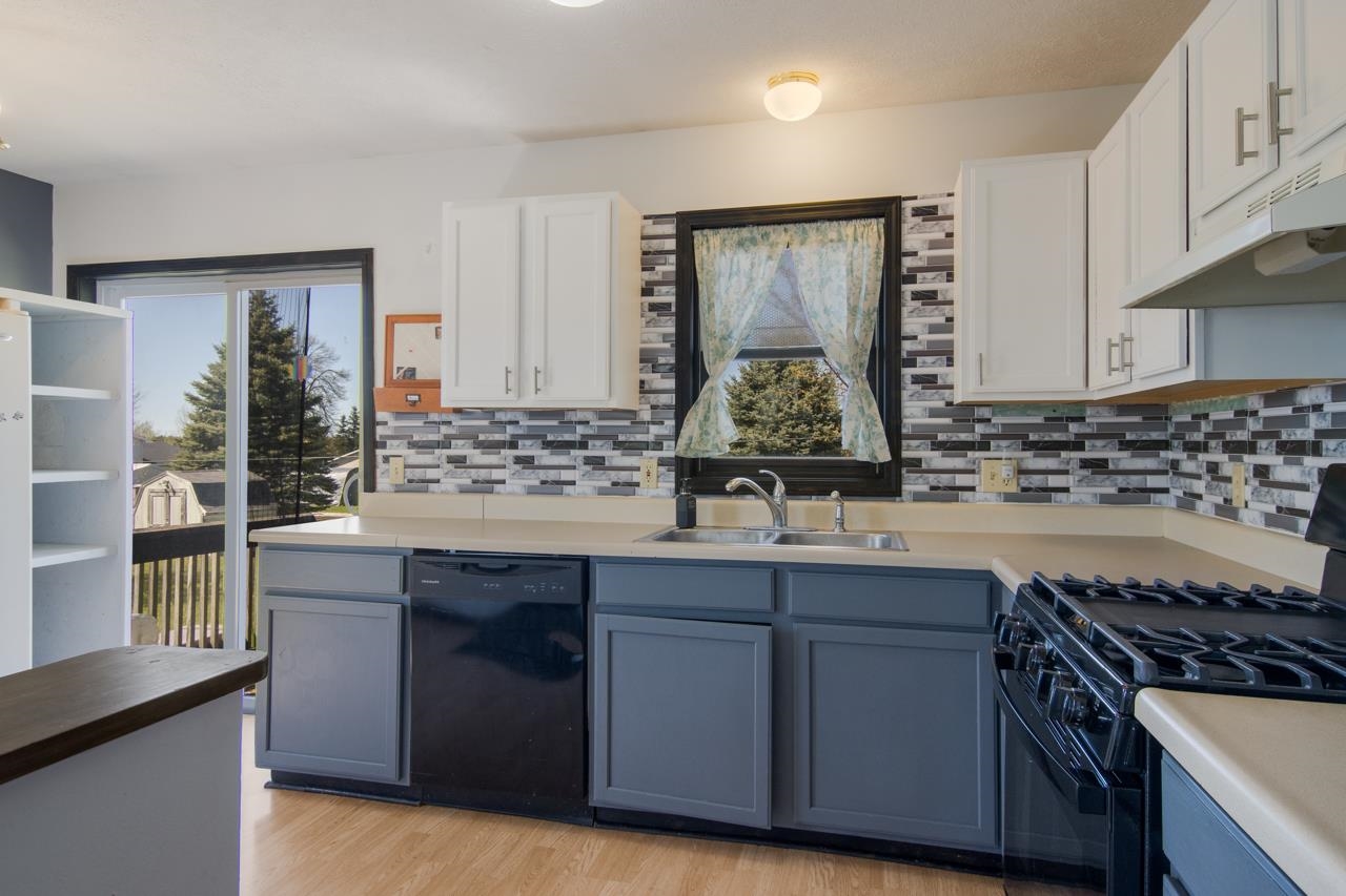 2049 Sparling Road Kingsley, MI 49649 - Photo 4 of 23