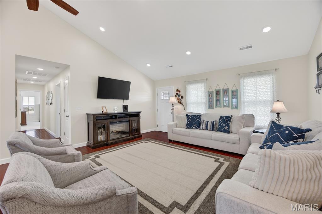 19780 Destiny Road Lebanon, MO 65536 - Photo 11 of 42