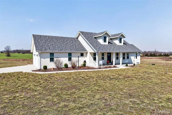 $269,900 | 19780 Destiny Road, Lebanon, MO 65536