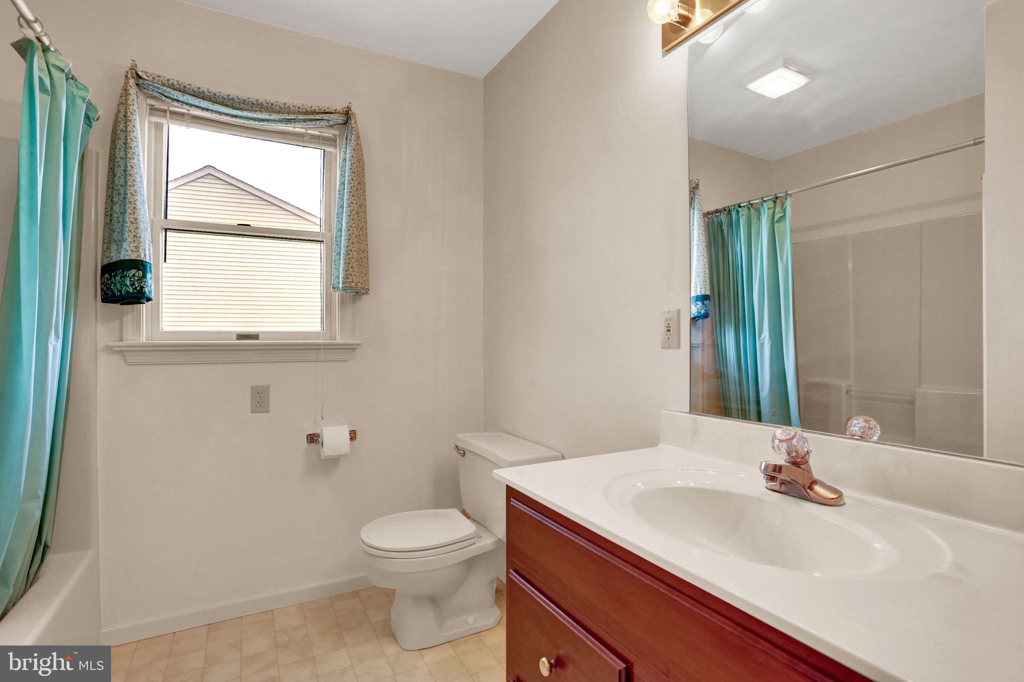 216 East 6th Street Lititz, PA 17543 - Photo 20 of 28 Gallery Image 20