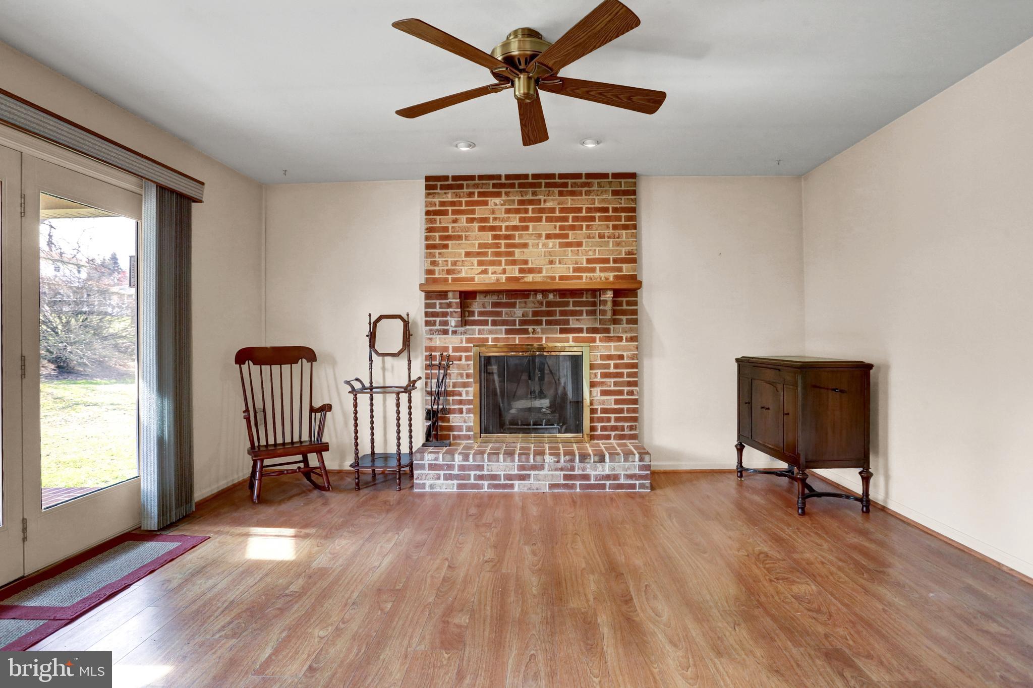 216 East 6th Street Lititz, PA 17543 - Photo 10 of 28 Gallery Image 10
