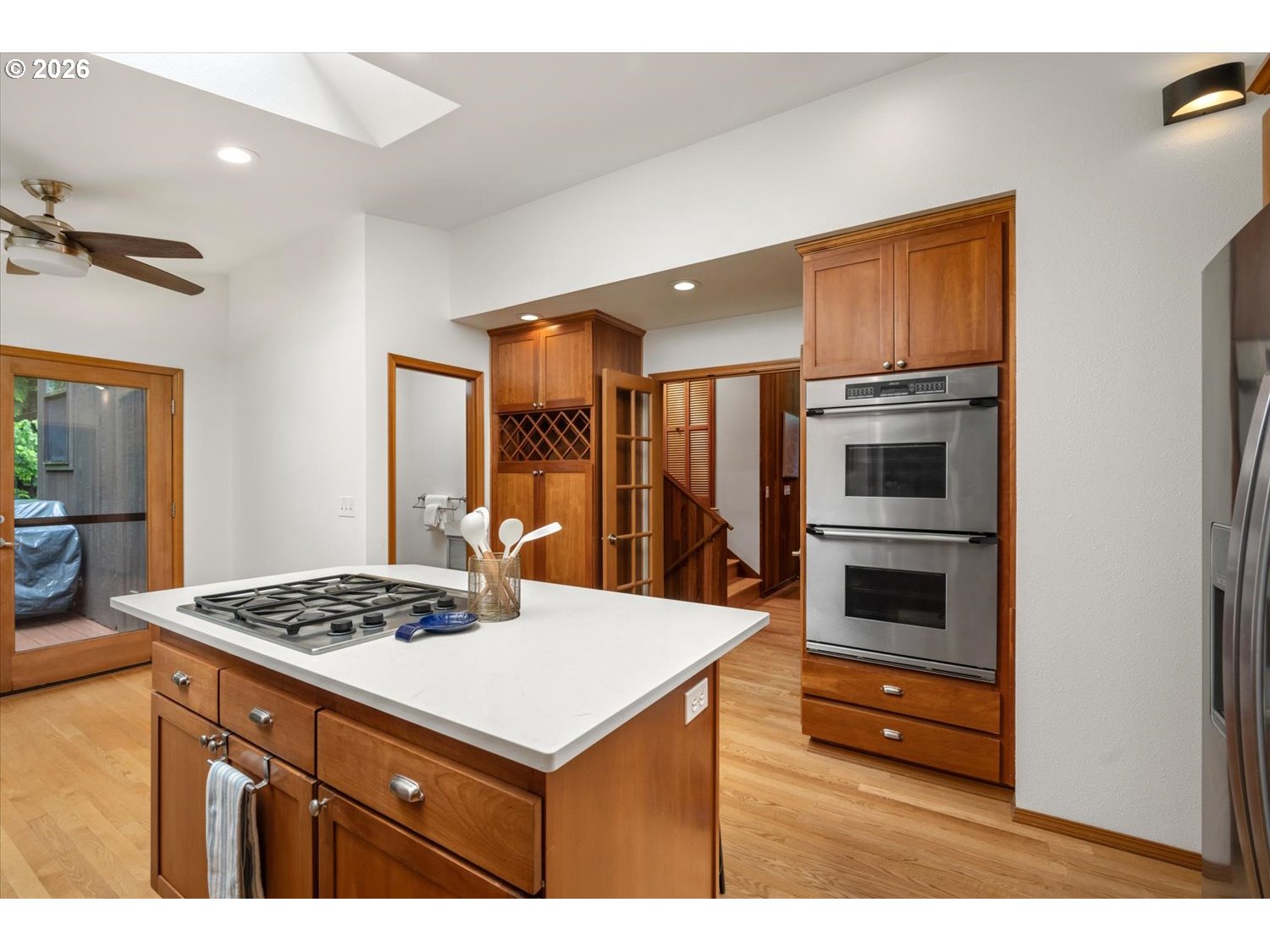 4602 Southwest 25th Avenue Portland, OR 97239 - Photo 13 of 42