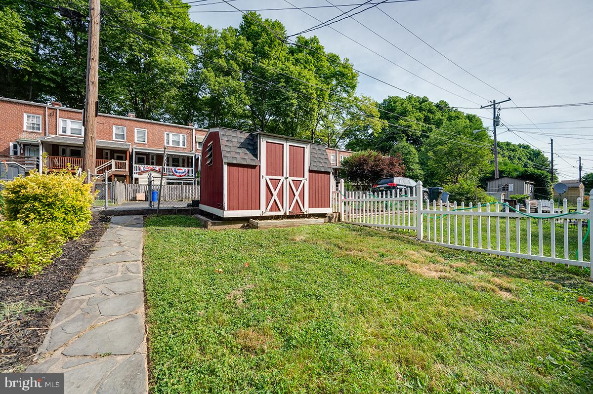 432 Sycamore Road Reading, PA 19611 - Photo 17 of 20 Gallery Image 17