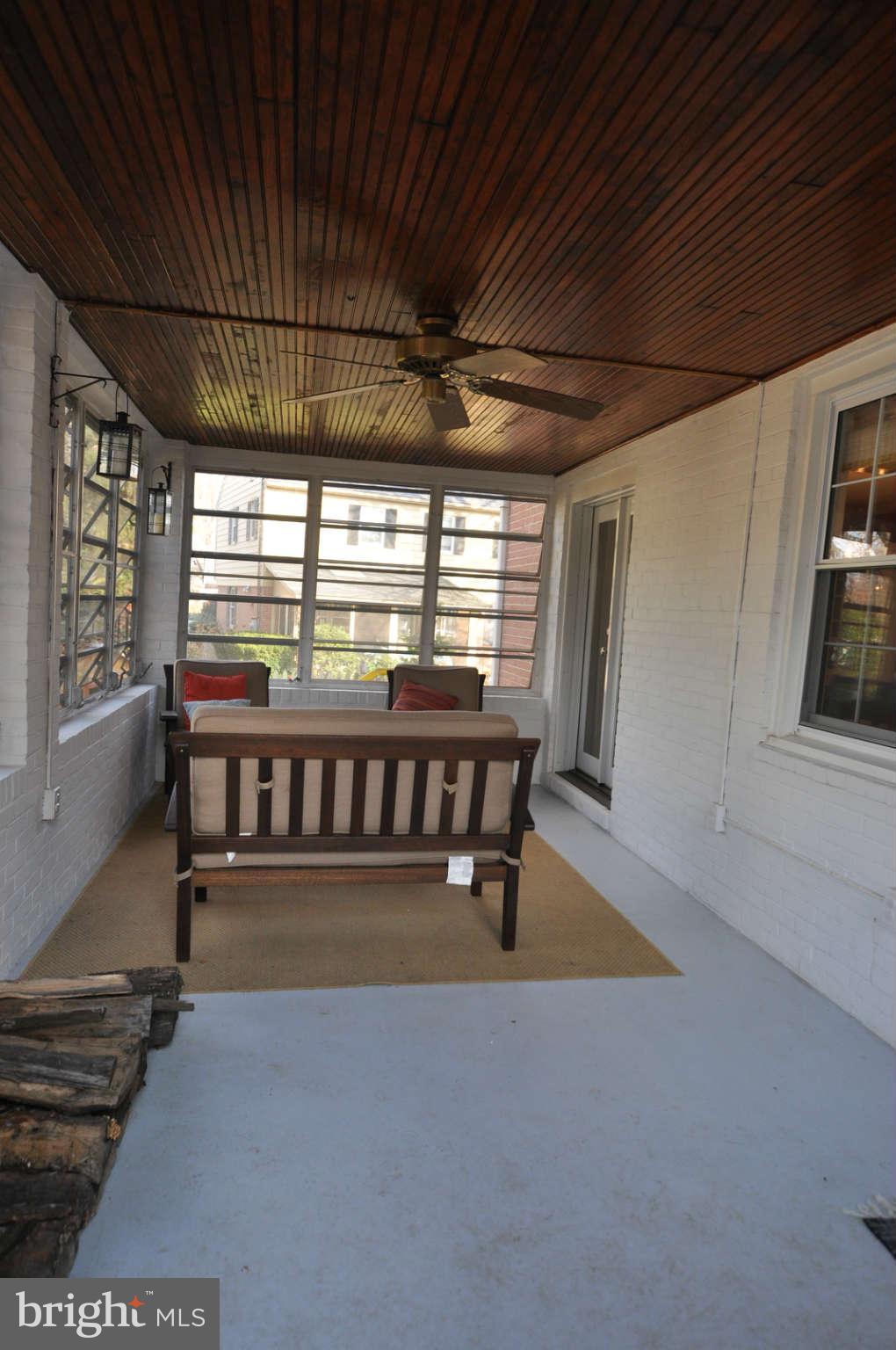 814 Stoneleigh Road Baltimore, MD 21212 - Photo 14 of 30 sunroom/porch
