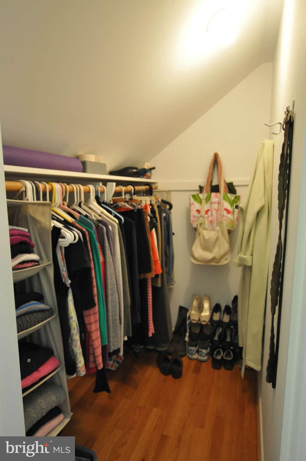 814 Stoneleigh Road Baltimore, MD 21212 - Photo 23 of 30 mstr walk-in