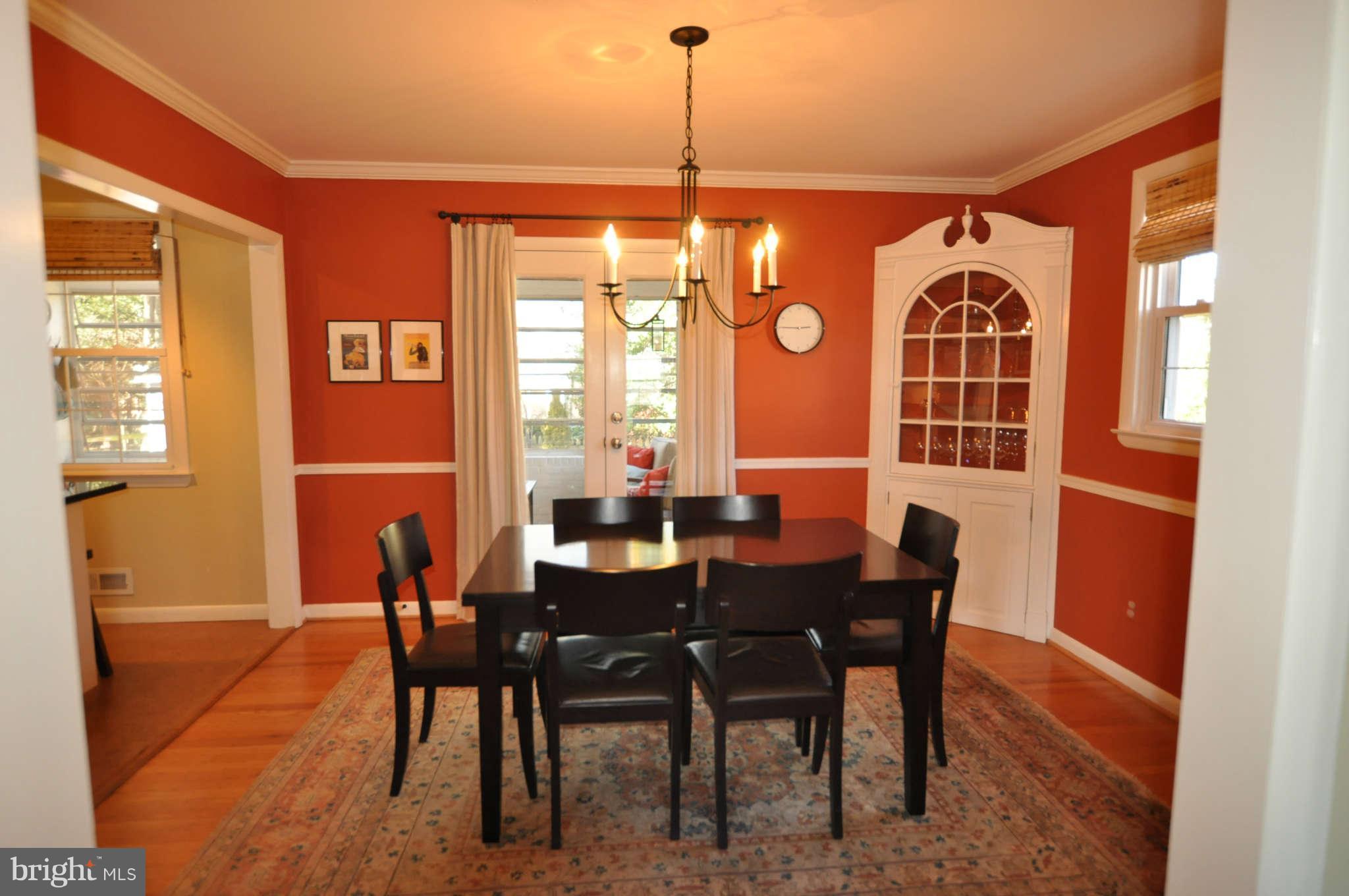 814 Stoneleigh Road Baltimore, MD 21212 - Photo 5 of 30 Dining Room