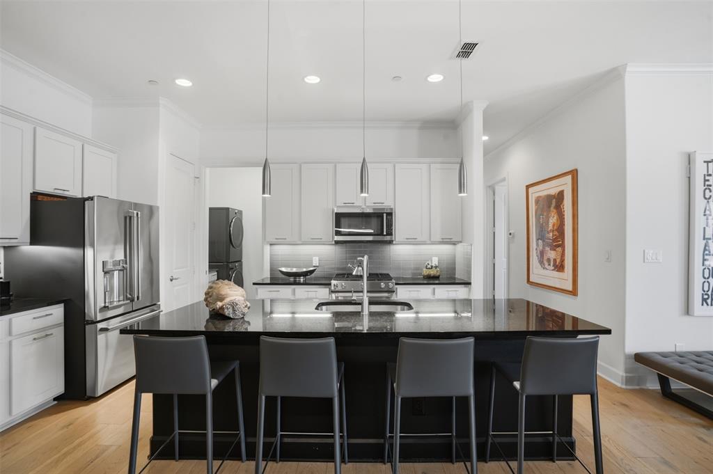 5005 Meridian Lane, Unit 1101 Addison, TX 75001 - Photo 14 of 28