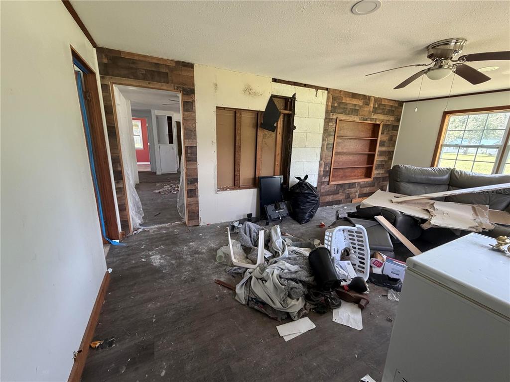 9929 Factory Avenue Hampton, FL 32044 - Photo 7 of 26 Gallery Image 7