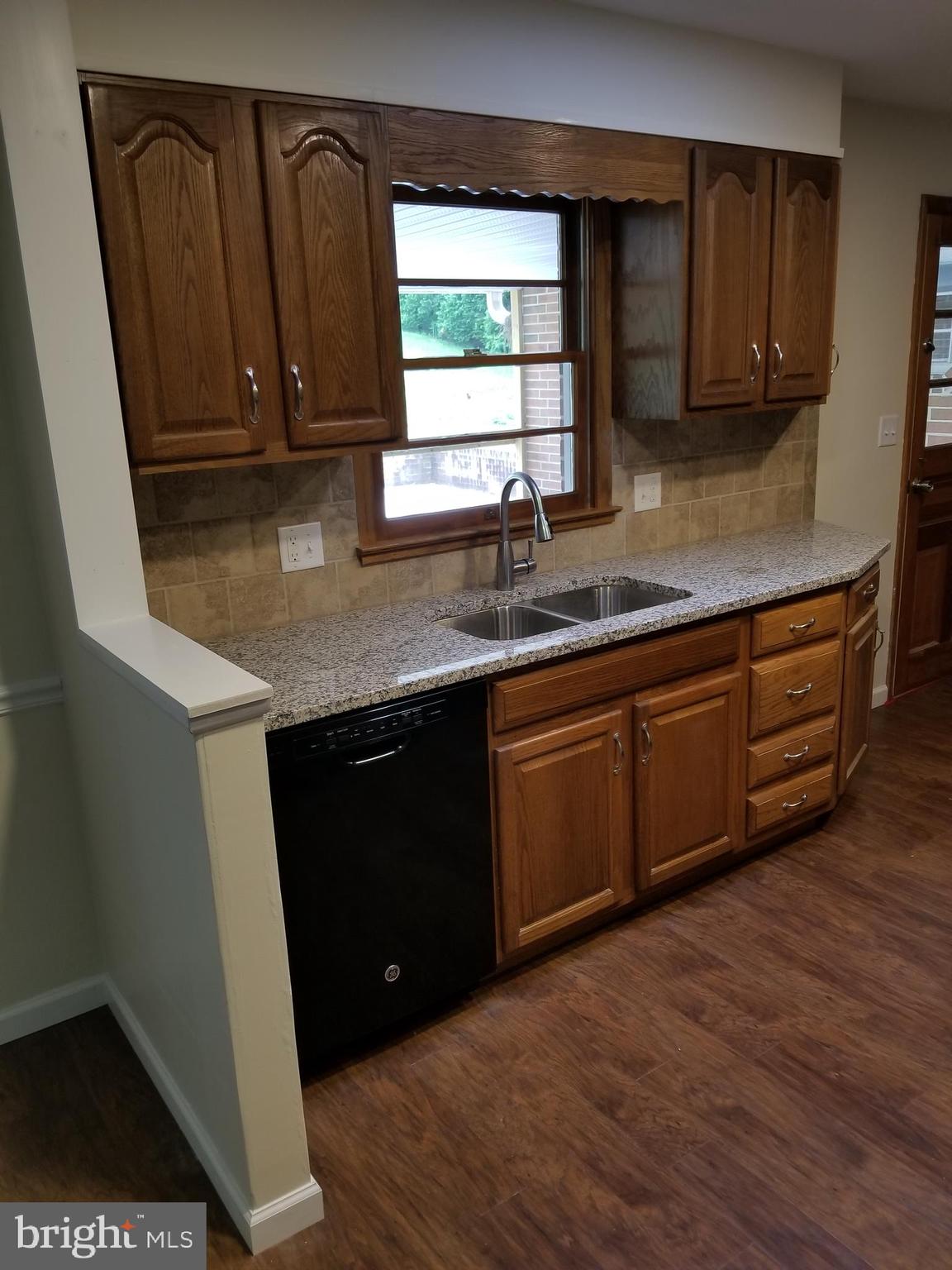 217 Hilltop Road Boiling Springs, PA 17007 - Photo 3 of 17 Gallery Image 3