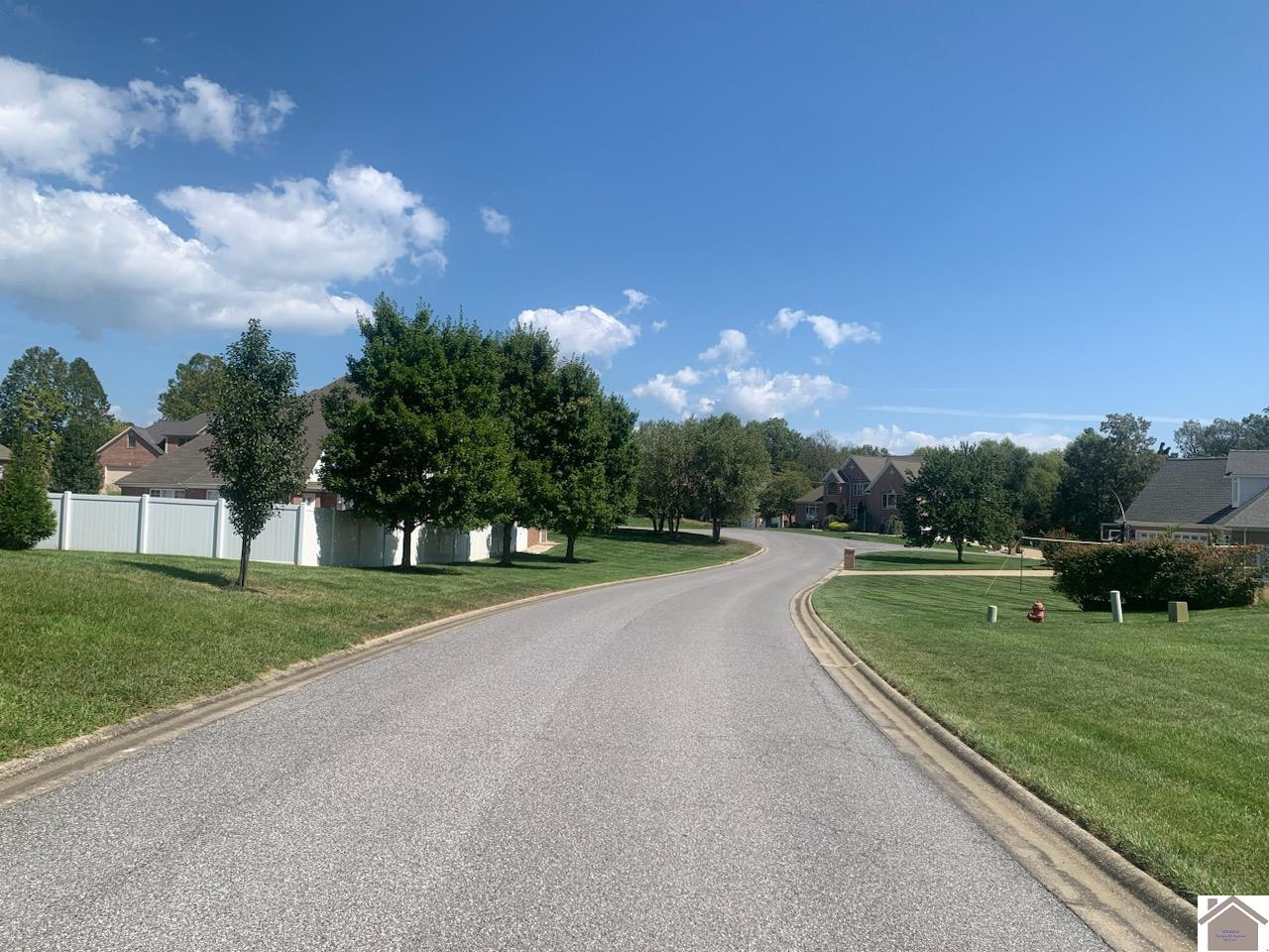 245 Ashcreek Road, Unit 35 Paducah, KY 42001 - Photo 2 of 2 Photo 2
