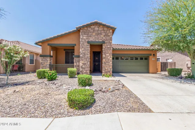 $2,700 | 4706 South Twinleaf Drive, Gilbert, AZ 85297
