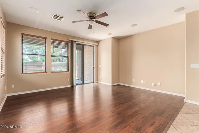 $2,700 | 4706 South Twinleaf Drive, Gilbert, AZ 85297