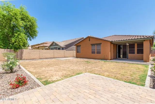 $2,700 | 4706 South Twinleaf Drive, Gilbert, AZ 85297