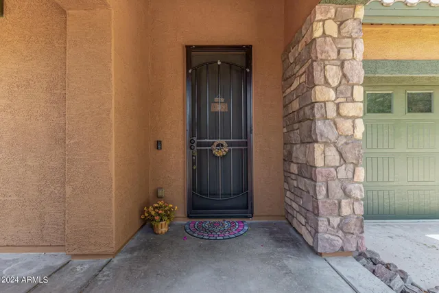 $2,700 | 4706 South Twinleaf Drive, Gilbert, AZ 85297