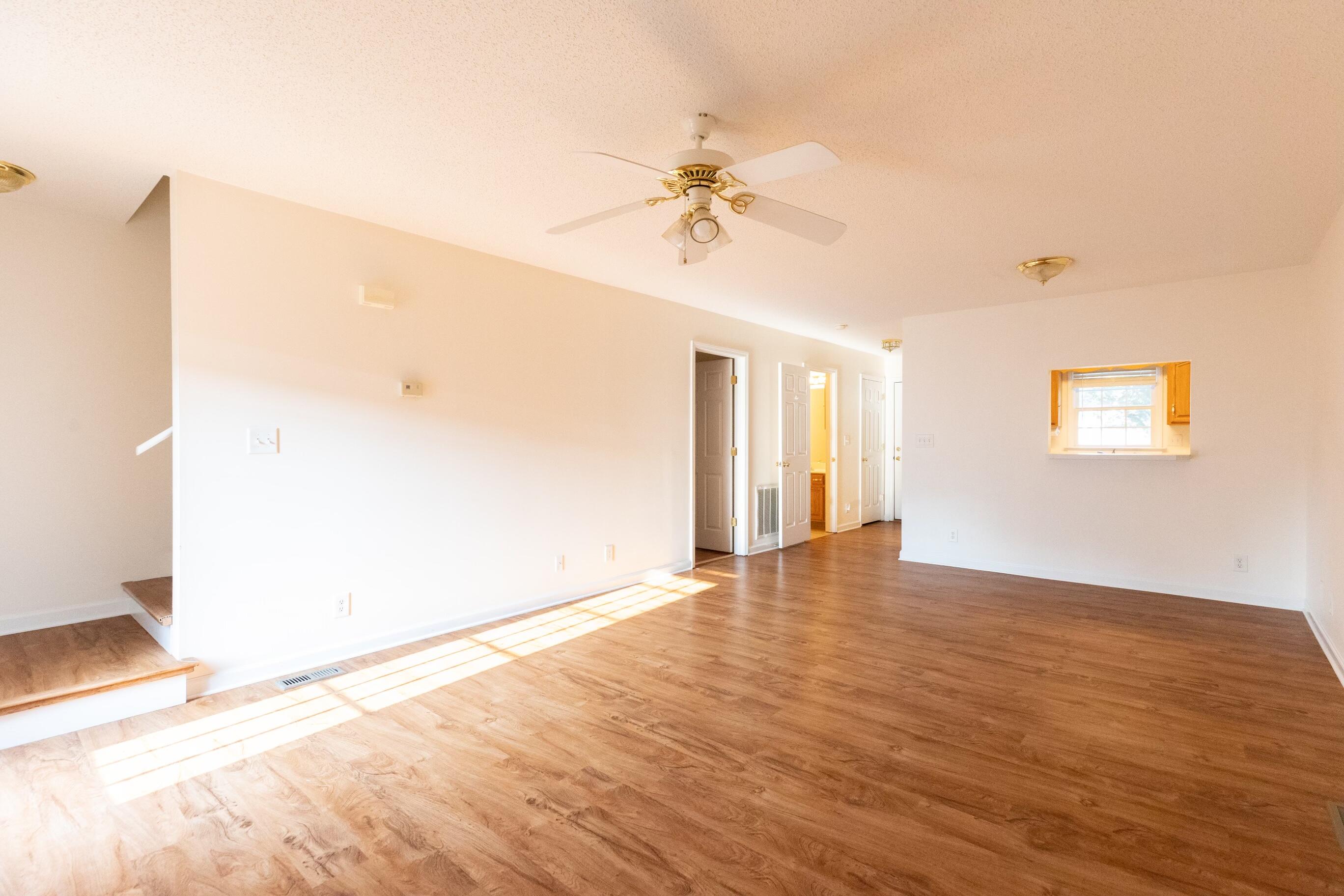 152 Gray Station Road, Unit 30 Gray, TN 37615 - Photo 3 of 14 A260E26D-214A-490A-8096-69C7CF0660C0