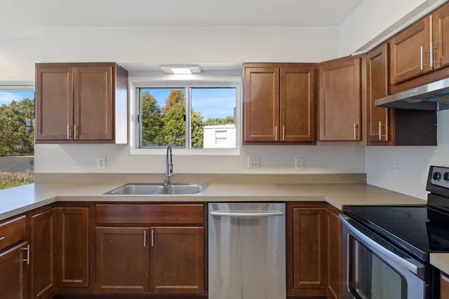 $749,900 | 8822 Forestview Road, Evanston, IL 60203