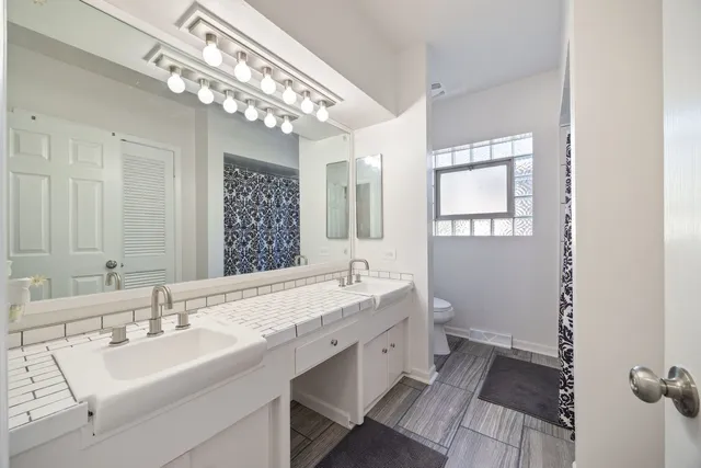 $749,900 | 8822 Forestview Road, Evanston, IL 60203