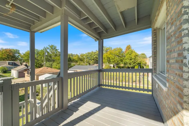 $749,900 | 8822 Forestview Road, Evanston, IL 60203