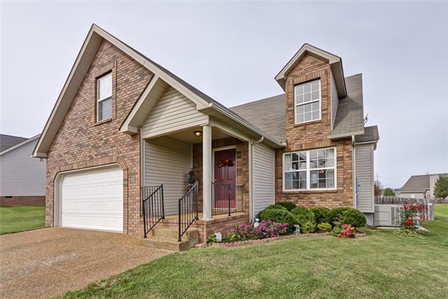 1022 Golf View Way Spring Hill, TN 37174 - Photo 1 of 20 Gallery Image 1