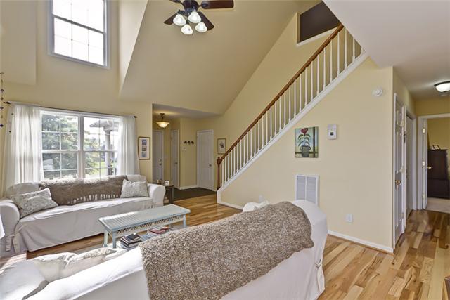 1022 Golf View Way Spring Hill, TN 37174 - Photo 5 of 20 Gallery Image 5