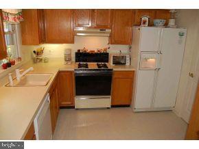 228 Yeoman Road Manahawkin, NJ 08050 - Photo 5 of 12