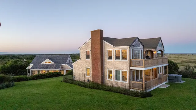 $8,995,000 | 3 & 3a Reeds Way, Nantucket, MA 02554