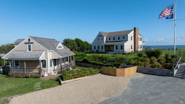 $8,995,000 | 3 & 3a Reeds Way, Nantucket, MA 02554