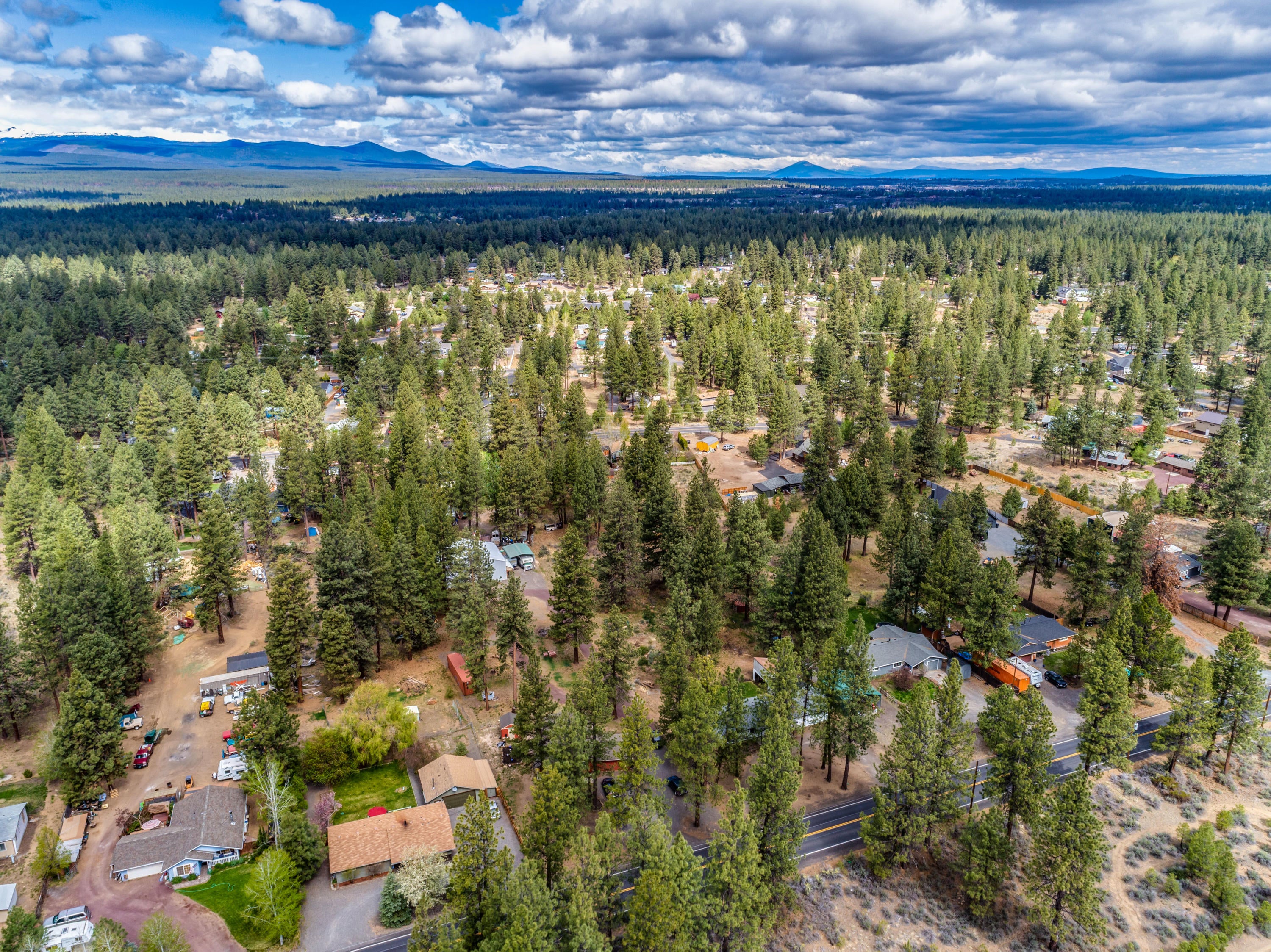 60193 Cheyenne Road Bend, OR 97702 - Photo 27 of 29 60193 Cheyenne Rd, Bend-45