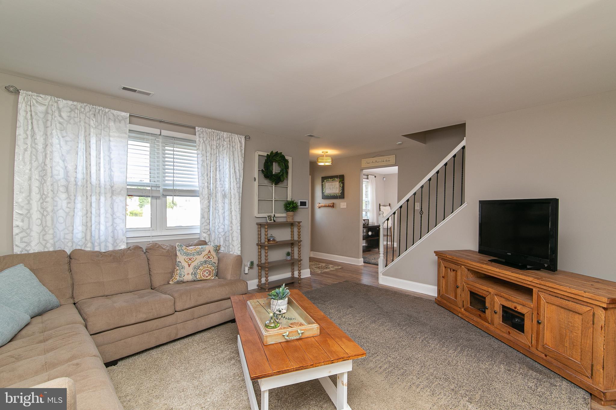 77 Hartford Road Sewell, NJ 08080 - Photo 8 of 42