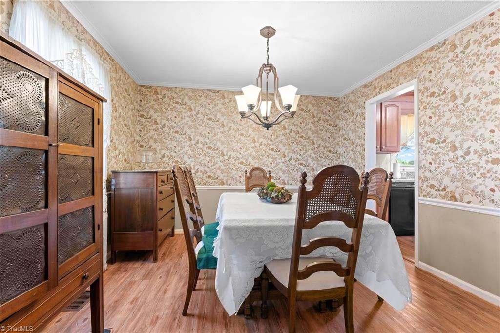 154 Meadowview Road Mocksville, NC 27028 - Photo 8 of 29