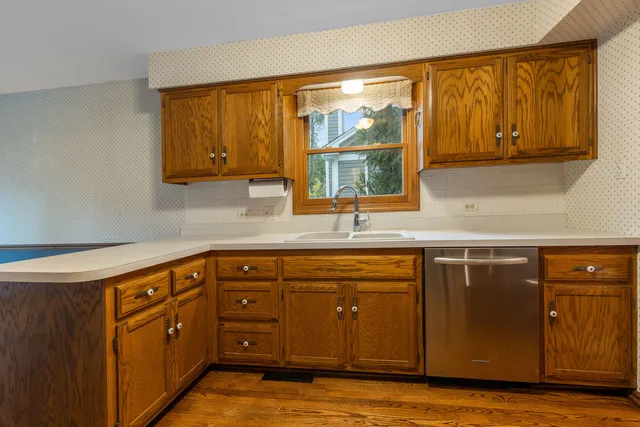 $899,000 | 3927 Linden Avenue, Western Springs, IL 60558