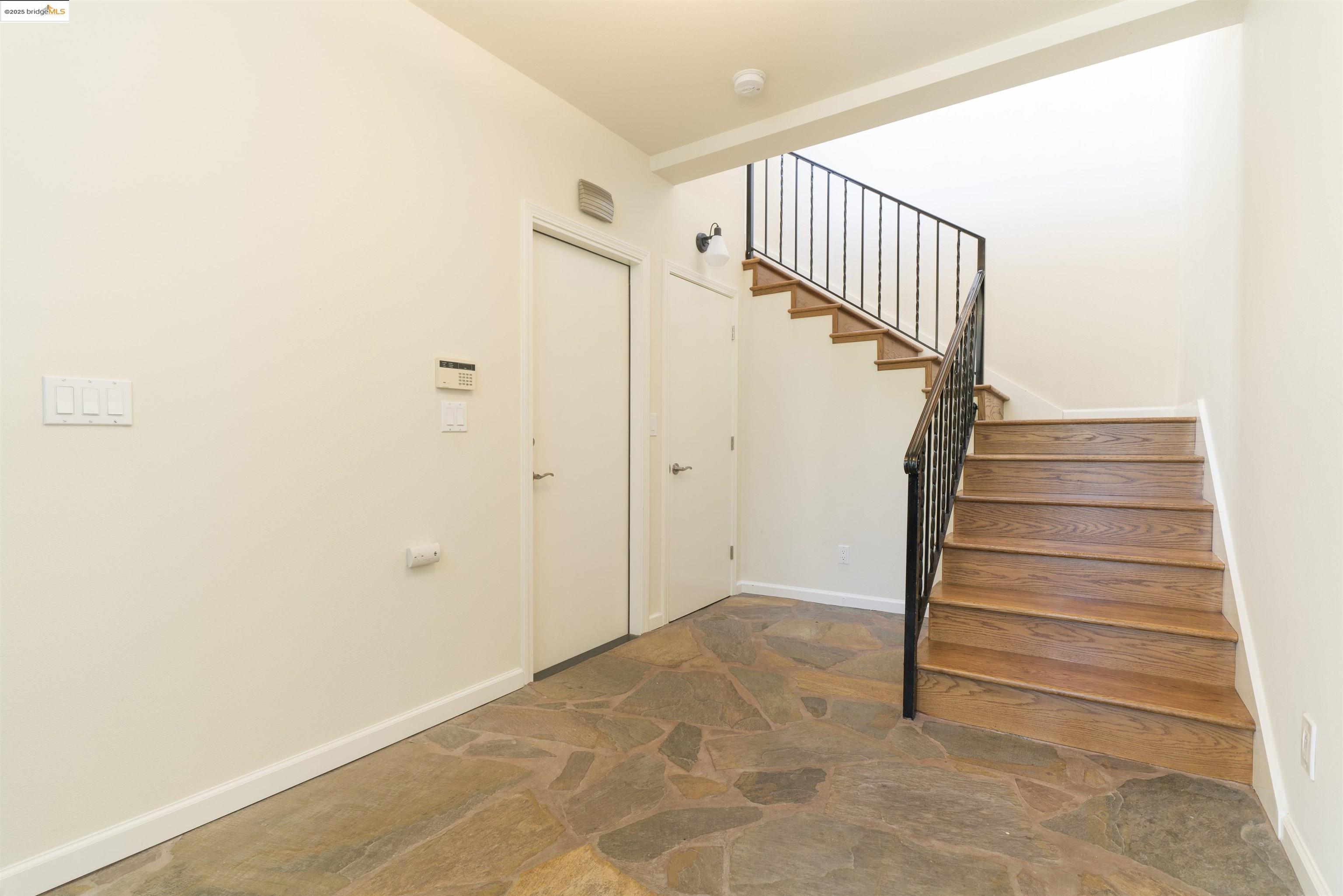 1881 Grand View Drive Oakland, CA 94618 - Photo 6 of 54 a view of entryway