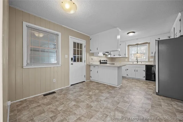 $299,900 | 6319 Whitehall Drive, Fayetteville, NC 28303