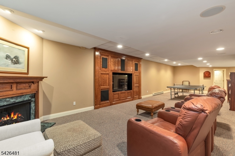 5 Cotswold Lane Warren, NJ 07059 - Photo 28 of 44