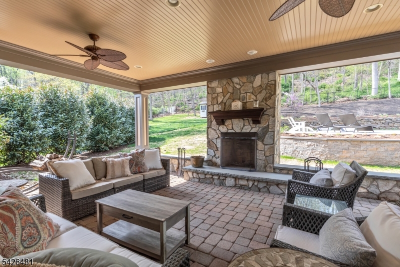 5 Cotswold Lane Warren, NJ 07059 - Photo 30 of 44