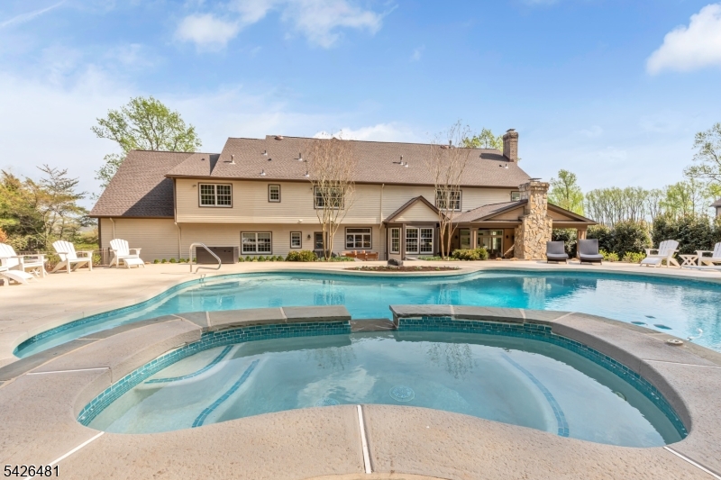 5 Cotswold Lane Warren, NJ 07059 - Photo 34 of 44