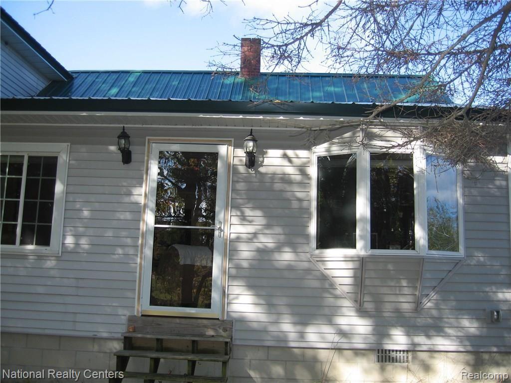 11614 North Manistee County Line Road Benzonia, MI 49616 - Photo 16 of 42 IMG_9484.JPG